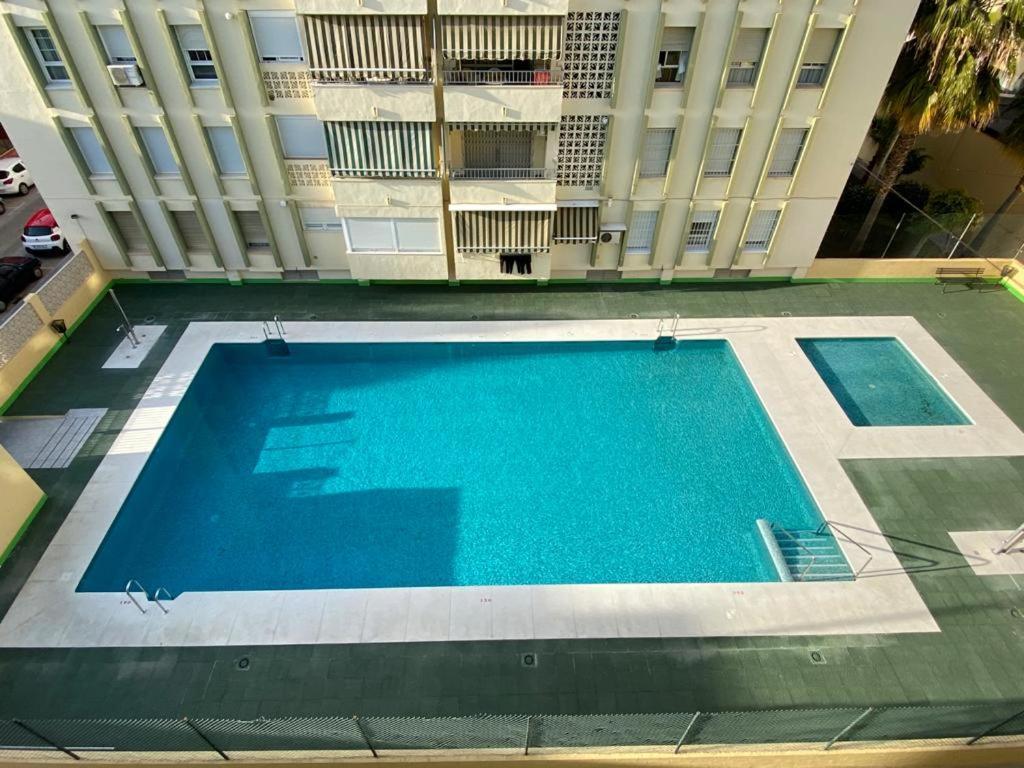 Amplio Piso En Centro De Torre Del Mar 아파트 외부 사진